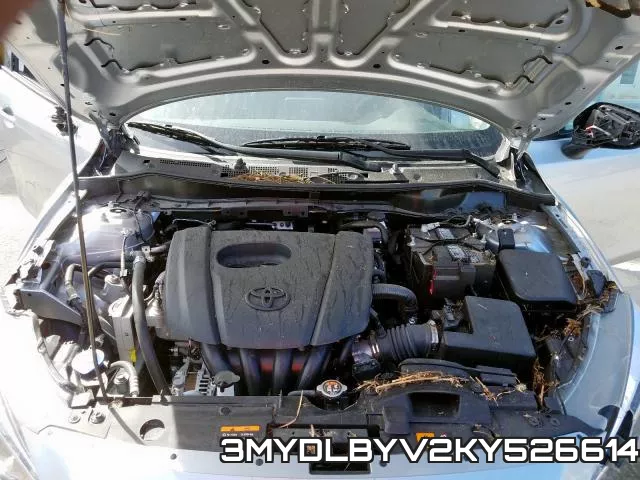 3MYDLBYV2KY526614_7.webp