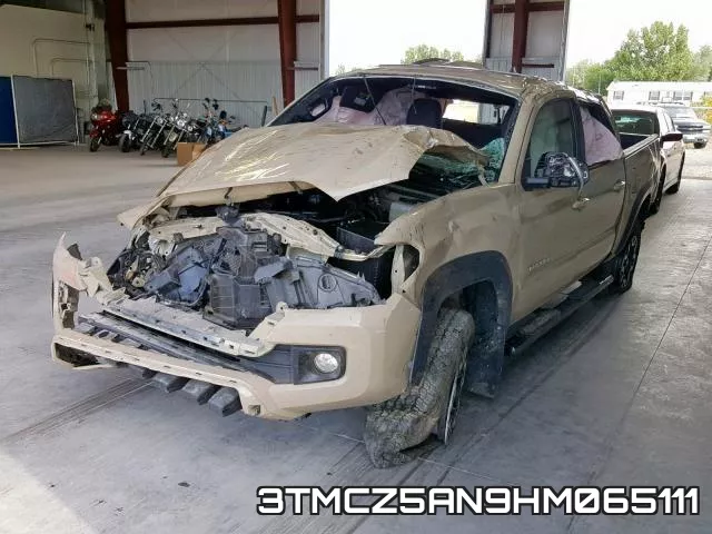 3TMCZ5AN9HM065111_2.webp