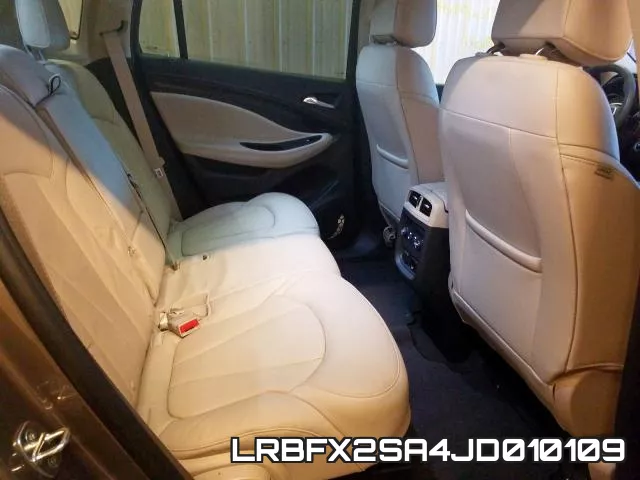 LRBFX2SA4JD010109_6.webp