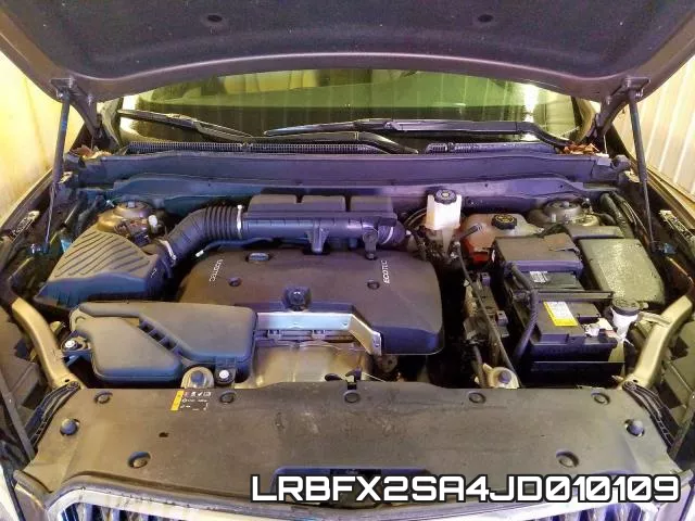 LRBFX2SA4JD010109_7.webp