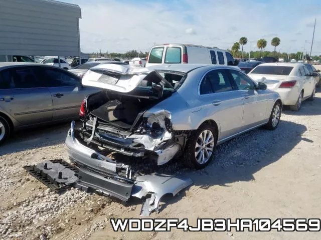 WDDZF4JB3HA104569_4.webp