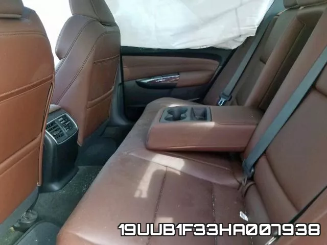 19UUB1F33HA007938_6.webp