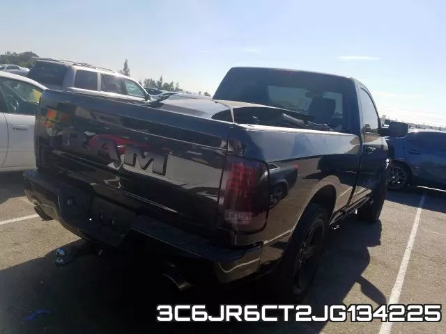 3C6JR6CT2JG134225_4.webp
