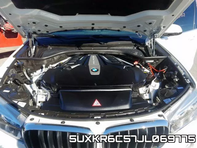 5UXKR6C57JL069775_7.webp