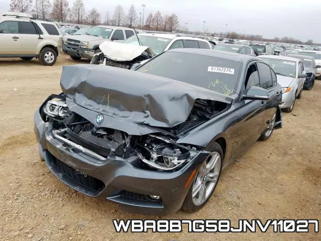 WBA8B7G58JNV11027_2.webp