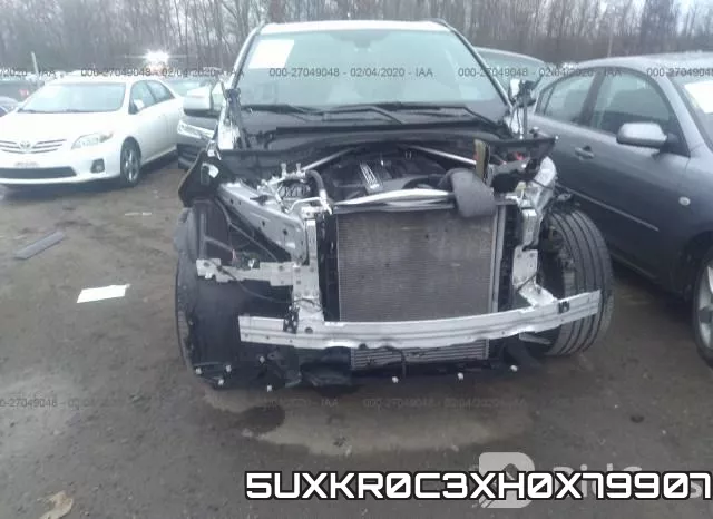 5UXKR0C3XH0X79907_6.webp
