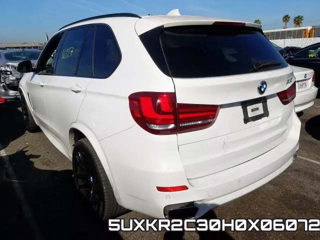 5UXKR2C30H0X06072_3.webp