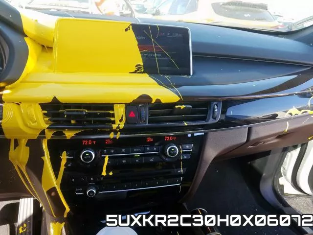 5UXKR2C30H0X06072_9.webp
