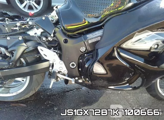 JS1GX72B7K7100666_8.webp