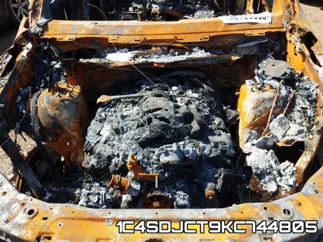 1C4SDJCT9KC744805_7.webp