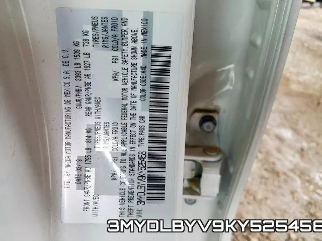 3MYDLBYV9KY525458_10.webp