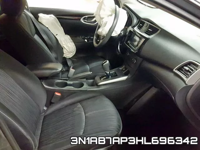 3N1AB7AP3HL696342_5.webp