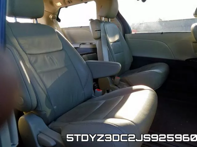 5TDYZ3DC2JS925960_6.webp