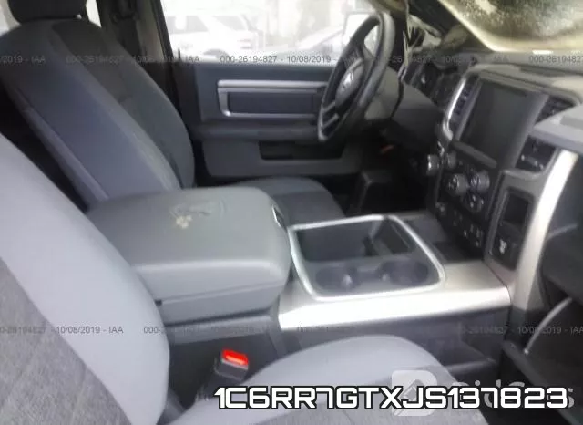 1C6RR7GTXJS137823_5.webp