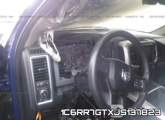1C6RR7GTXJS137823_6.webp