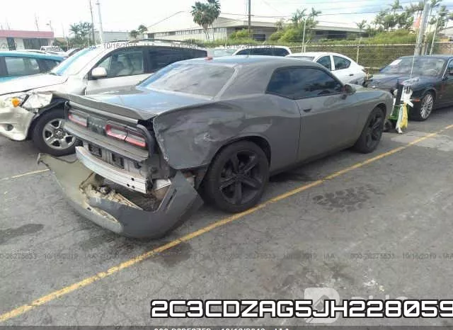 2C3CDZAG5JH228059_4.webp