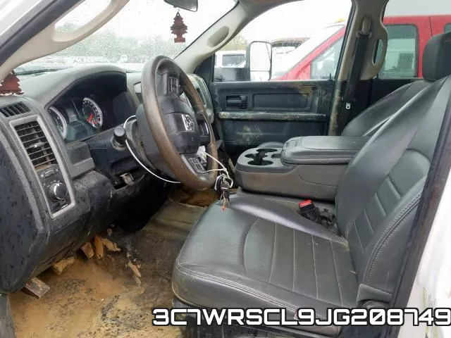 3C7WRSCL9JG208749_5.webp