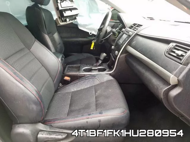 4T1BF1FK1HU280954_5.webp