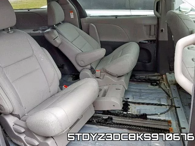 5TDYZ3DC8KS970676_6.webp