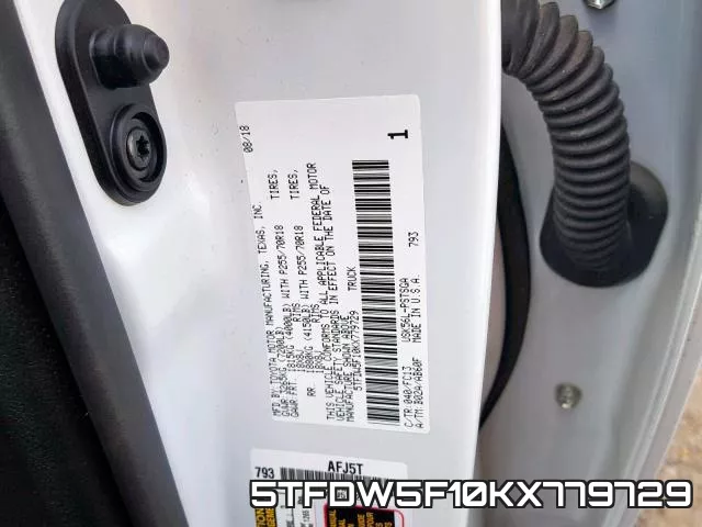 5TFDW5F10KX779729_10.webp