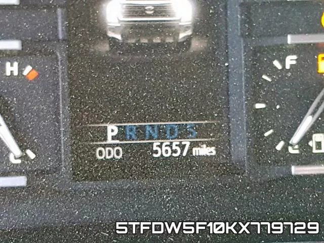 5TFDW5F10KX779729