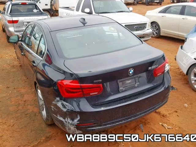 WBA8B9C50JK676640_3.webp