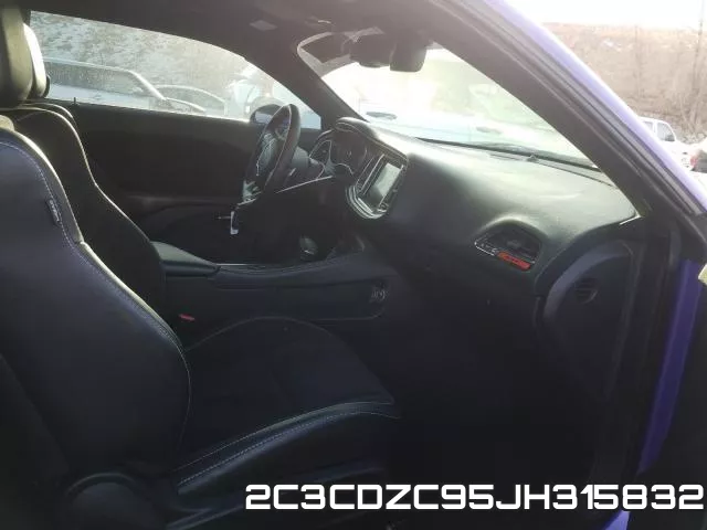 2C3CDZC95JH315832
