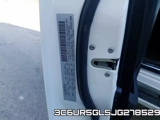 3C6UR5GL5JG278529_10.webp