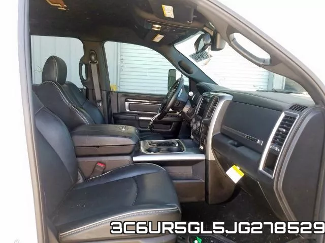 3C6UR5GL5JG278529_5.webp