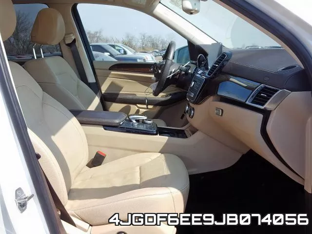 4JGDF6EE9JB074056_5.webp