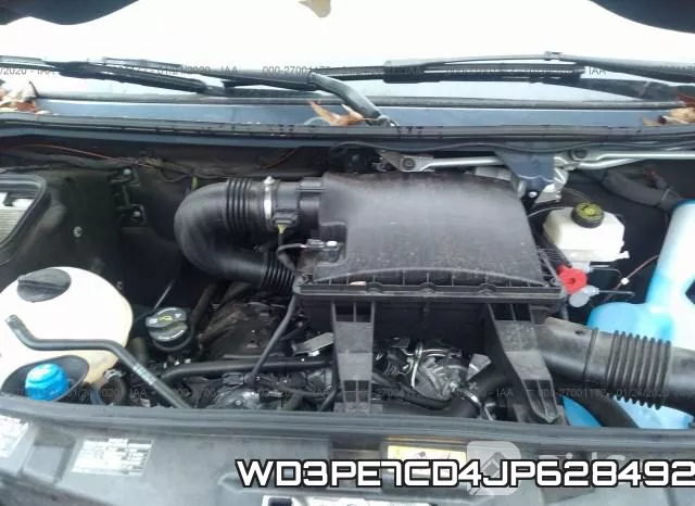 WD3PE7CD4JP628492_10.webp