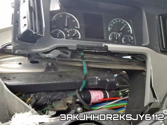 3AKJHHDR2KSJY6112_8.webp