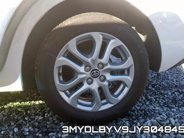 3MYDLBYV9JY304845_9.webp