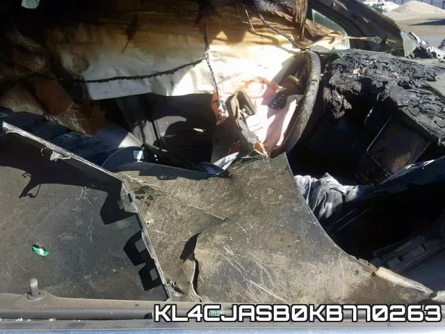 KL4CJASB0KB770263_5.webp
