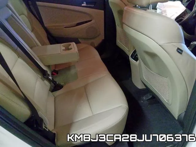 KM8J3CA28JU706376_6.webp