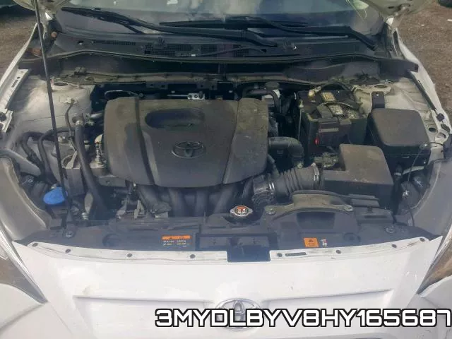 3MYDLBYV8HY165687_7.webp
