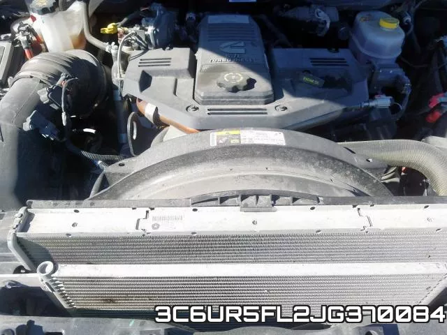 3C6UR5FL2JG370084_7.webp