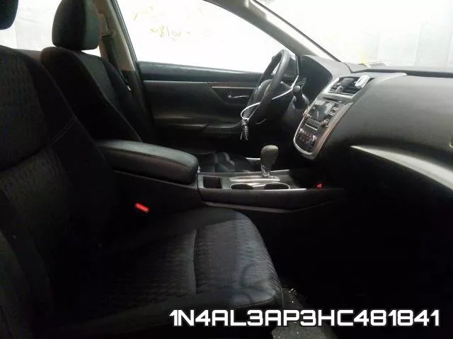 1N4AL3AP3HC481841_5.webp