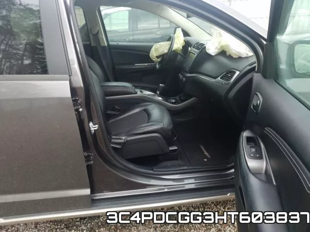 3C4PDCGG3HT603837_5.webp