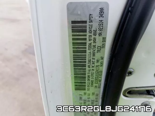 3C63R2GL8JG241176_10.webp