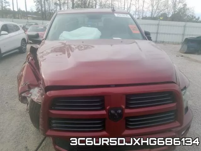 3C6UR5DJXHG686134