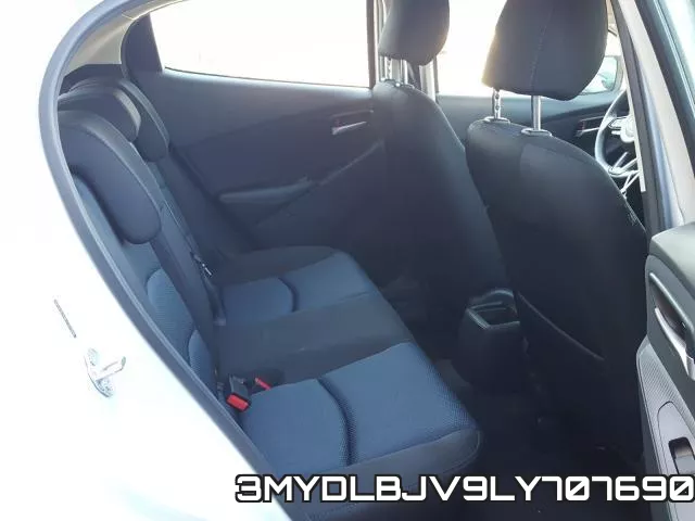 3MYDLBJV9LY707690_6.webp