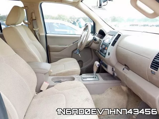1N6AD0EV7HN743456_5.webp