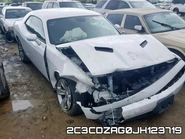 2C3CDZAG0JH123719_1.webp