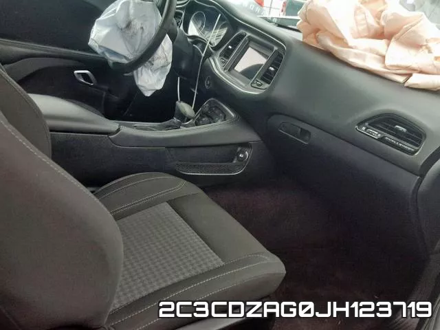 2C3CDZAG0JH123719