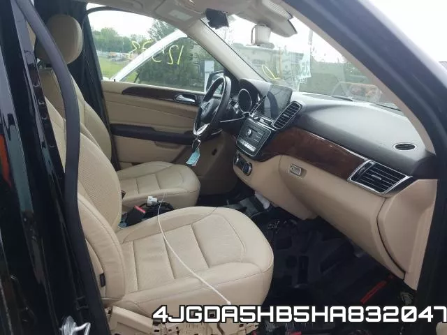 4JGDA5HB5HA832047_5.webp