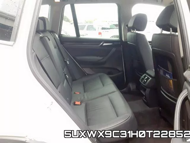 5UXWX9C31H0T22852_6.webp