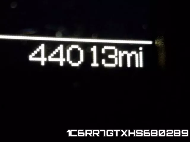 1C6RR7GTXHS680289_8.webp