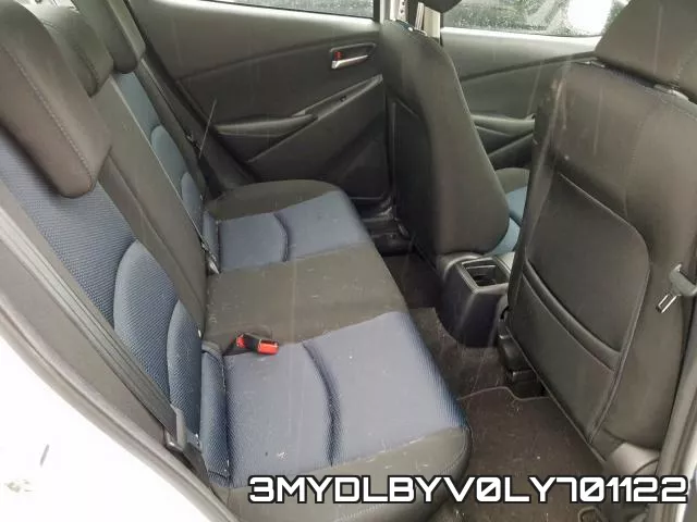 3MYDLBYV0LY701122_6.webp