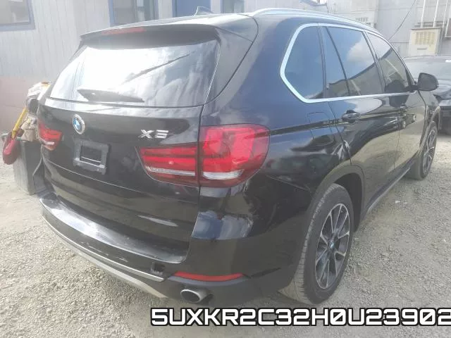 5UXKR2C32H0U23902_4.webp